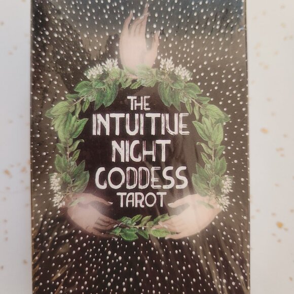 Intuitive Night Goddess Tarot Unopened - Picture 2 of 11
